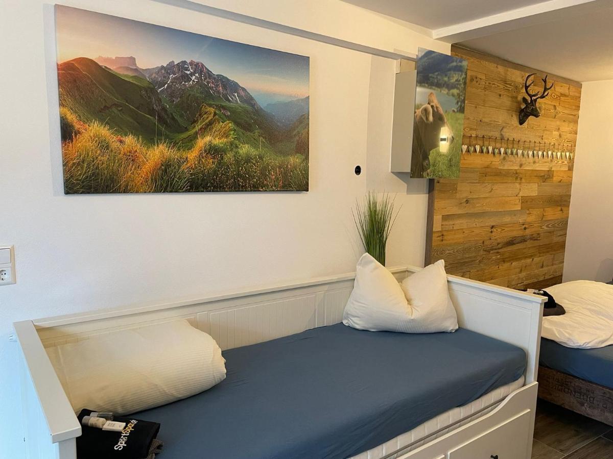 Ferienwohnung Beutelsbacherstr. 12 C Stuttgart Buitenkant foto